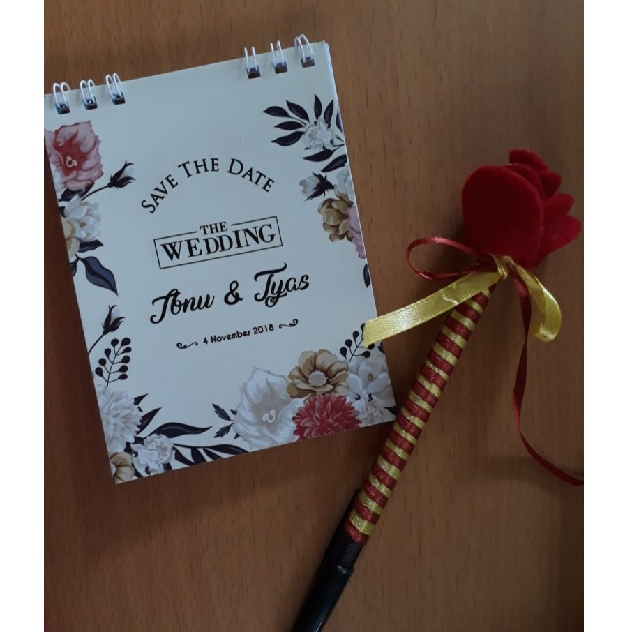 

TERMURAH DAN DESAIN TIDAK TERBATAS !!!!!Blocknote souvenir Custome Desain Bisa Pakai Foto, kalender, Bisa Untuk Undangan