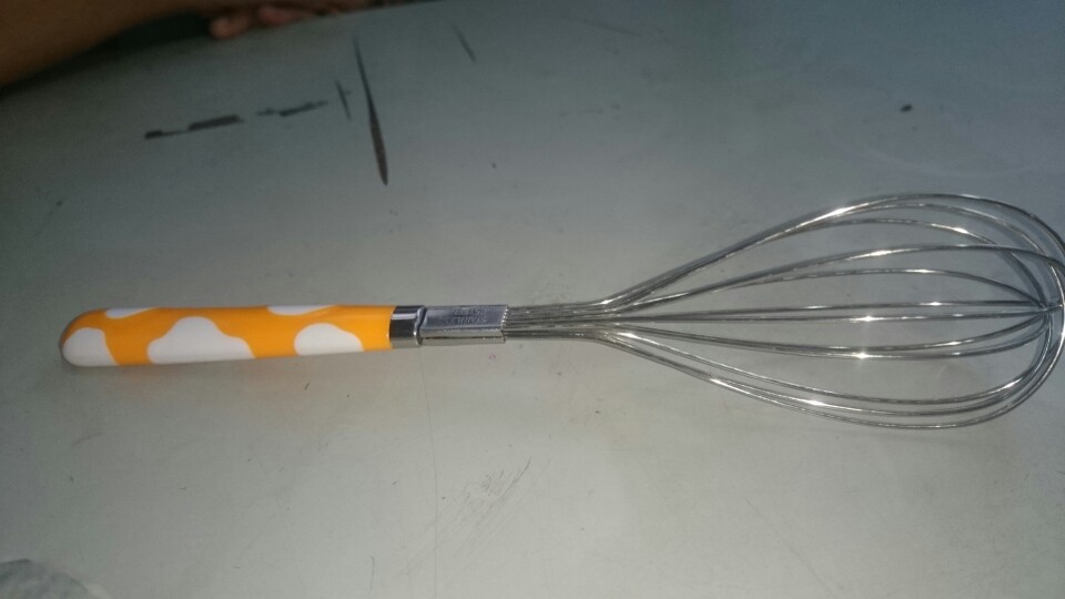 Pengocok Telur Adonan Polkadot