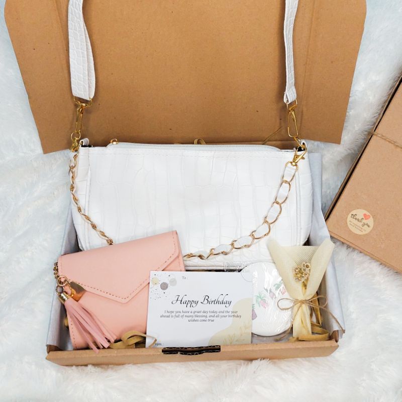 [Pink White Uhuy] Hampers Giftbox Tas Kado Ulang Tahun Cewek Kado Pernikahan