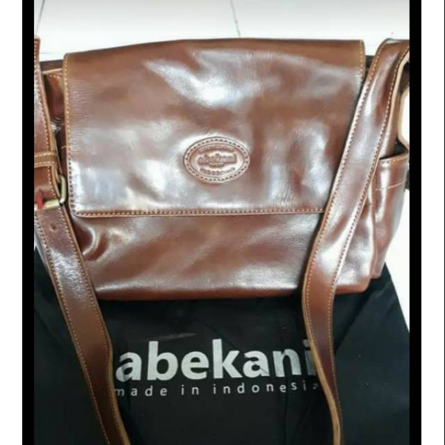 Abekani LB022 (Booked)