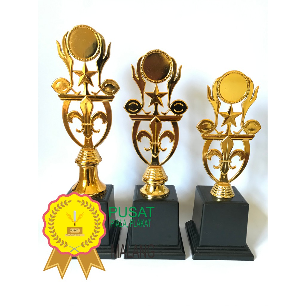 PIALA PRAMUKA 1 SET PIALA PLASTIK MURAH PRAMUKA PIALA PLASTIK 1 SET PRAMUKA