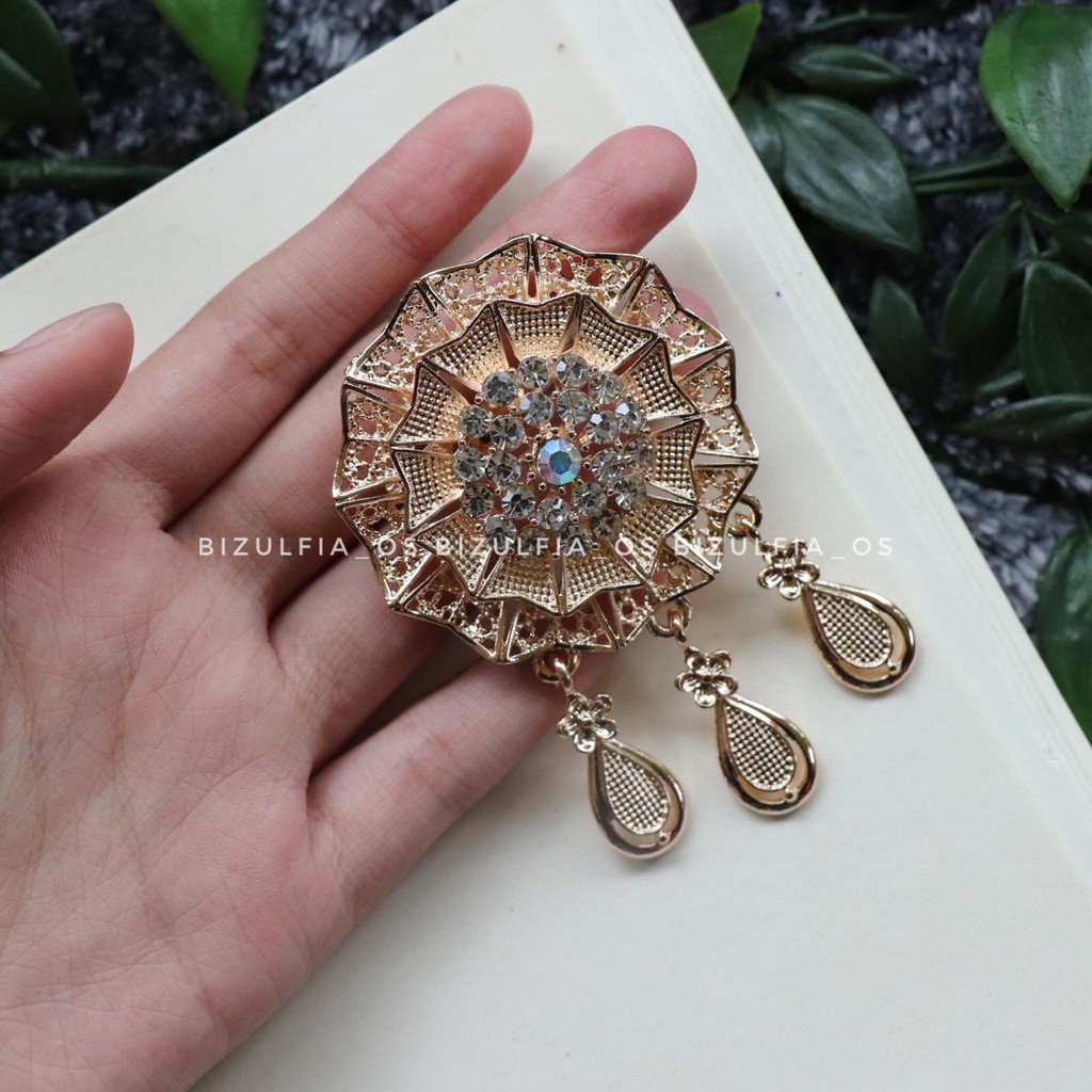 Bros kebaya / bros kutubaru / bros dada / bros cantik / bros branded / bros wanita / aksesoris cewek-Ggold