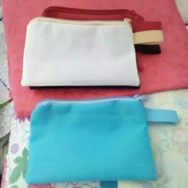 Souvenir dompet spunbond 20x15