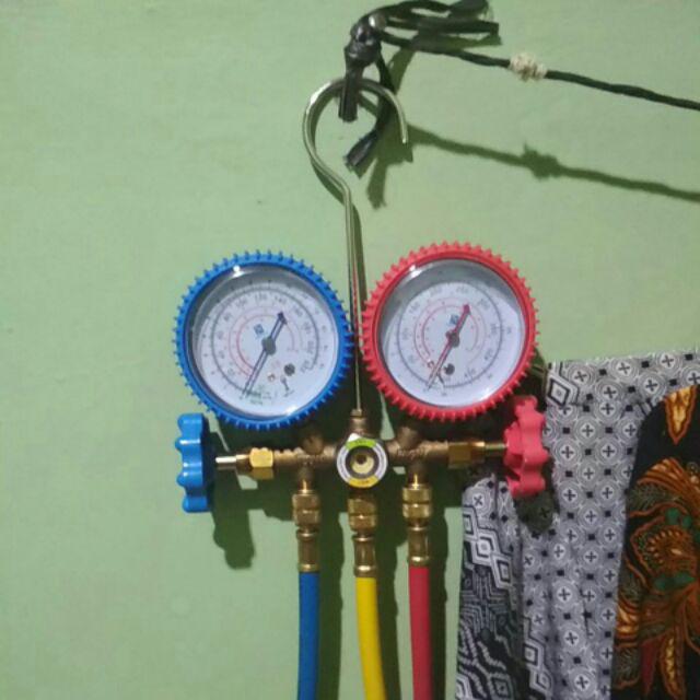 One Cool Brass Manifold Gauge Set. Alat Isi Freon Double Manifold