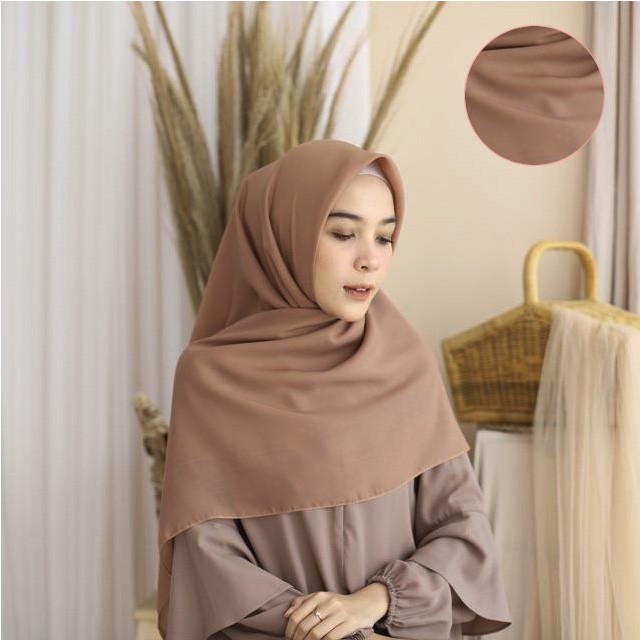Hijab Segiempat Polycotton 115 x 115 Warna Part 1 Bella Square-BROWN