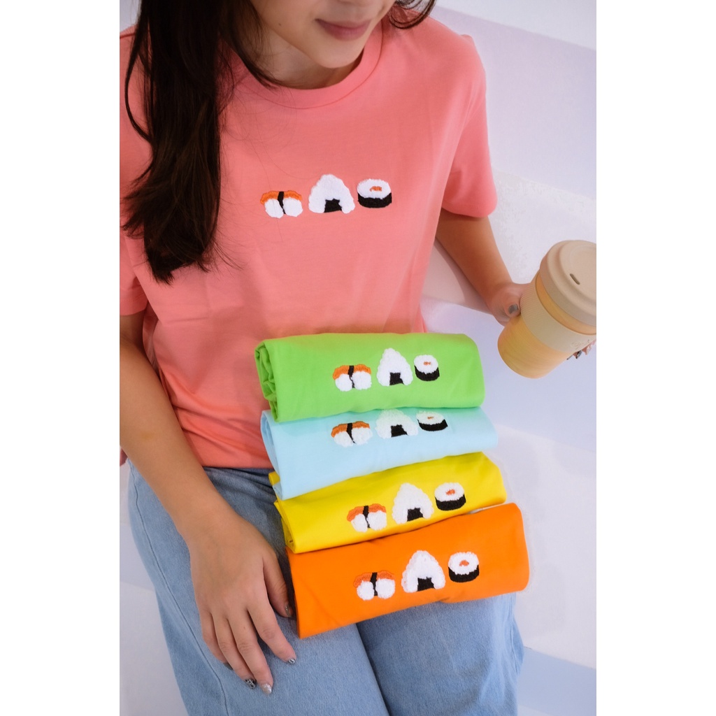 Kadaka T-0328 Tshirt Kaos Sushi Cute Embroidery Timbul