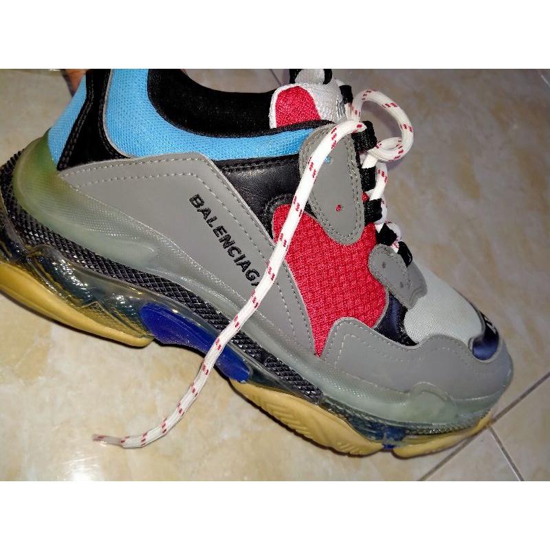 (PRELOVED) Sepatu Balenciaga Triple S GRADE ORI (Uk. 43)