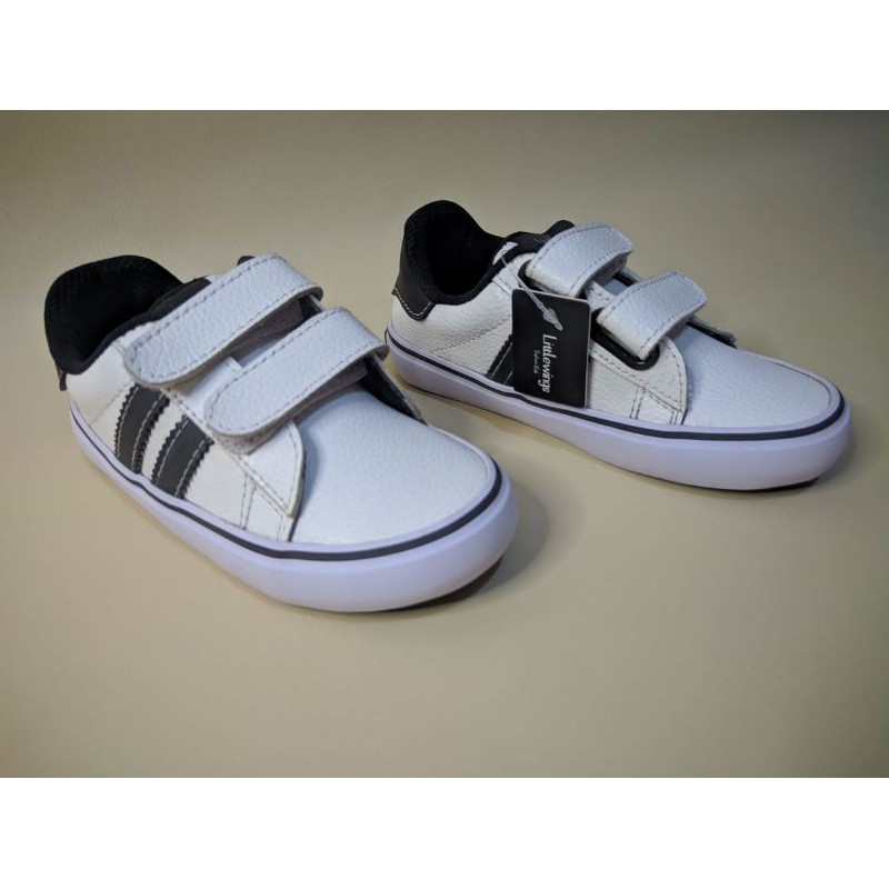 sepatu putih anak 2-8 tahun