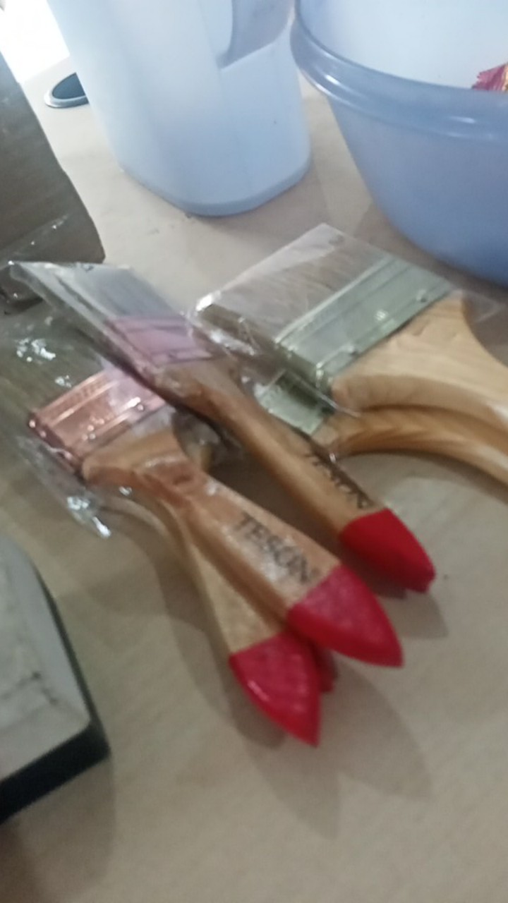 Kuas Cat Tembok 2 Inci Merek Tembok - Kuas Cat Tembok