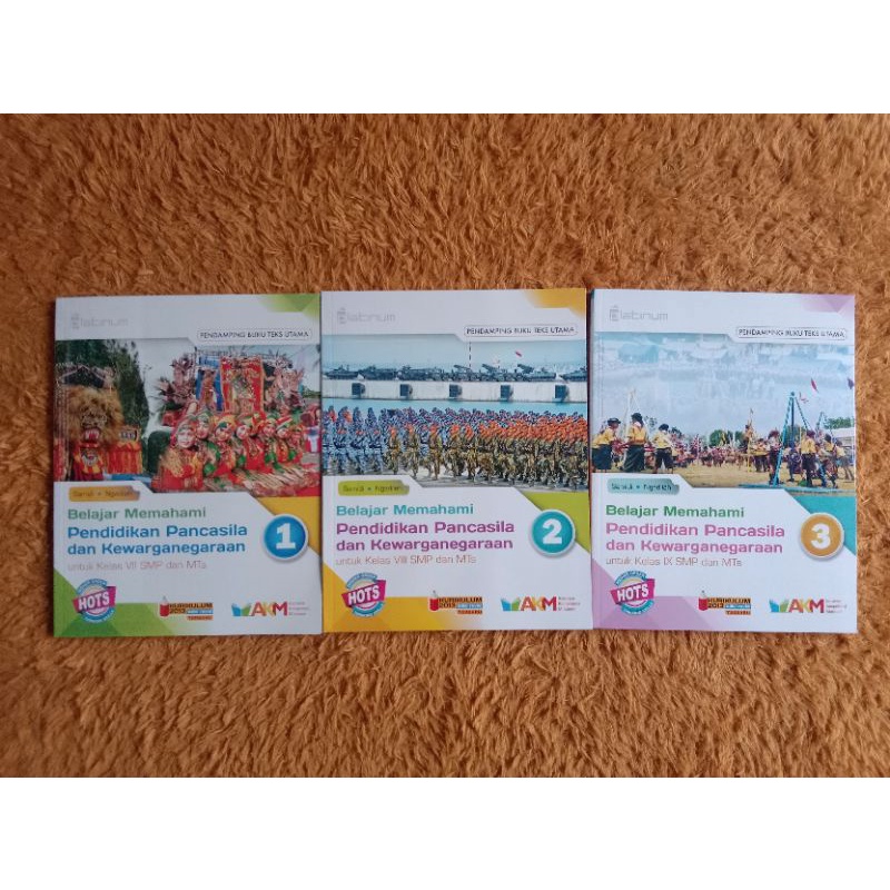 Buku PPKN SMP Kelas 7 8 9 Platinum Tiga Serangkai K13 Tahun Terbit 2022