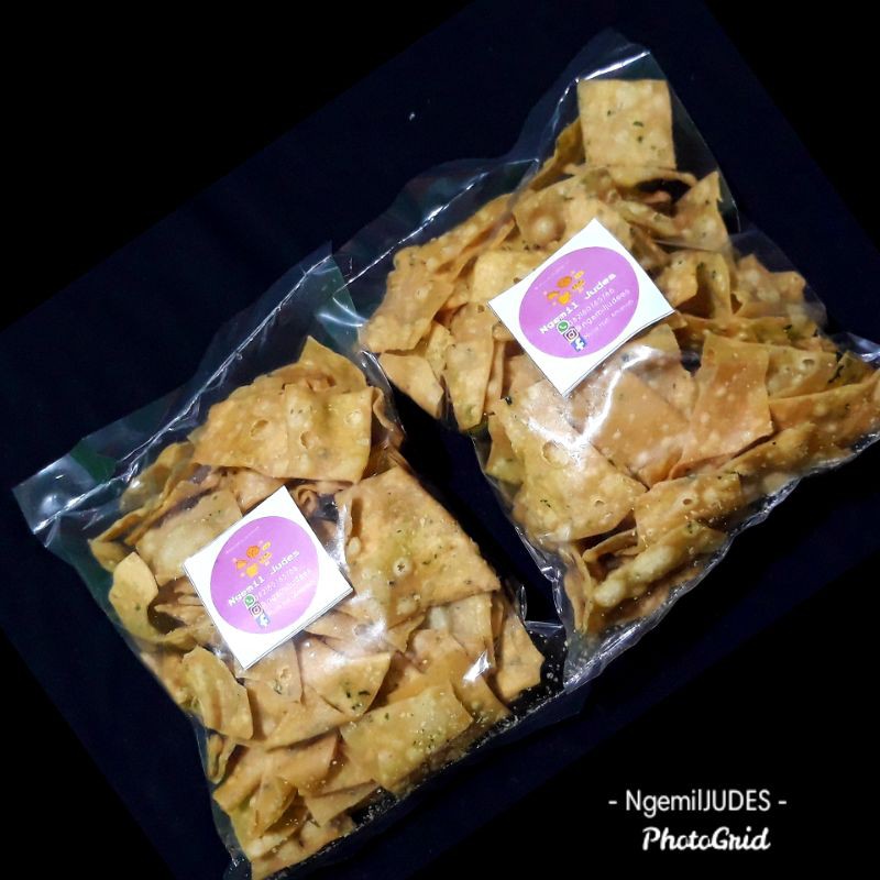

NGEMIL JUDES / SNACK GURIH / KRIPIK BOMBAI