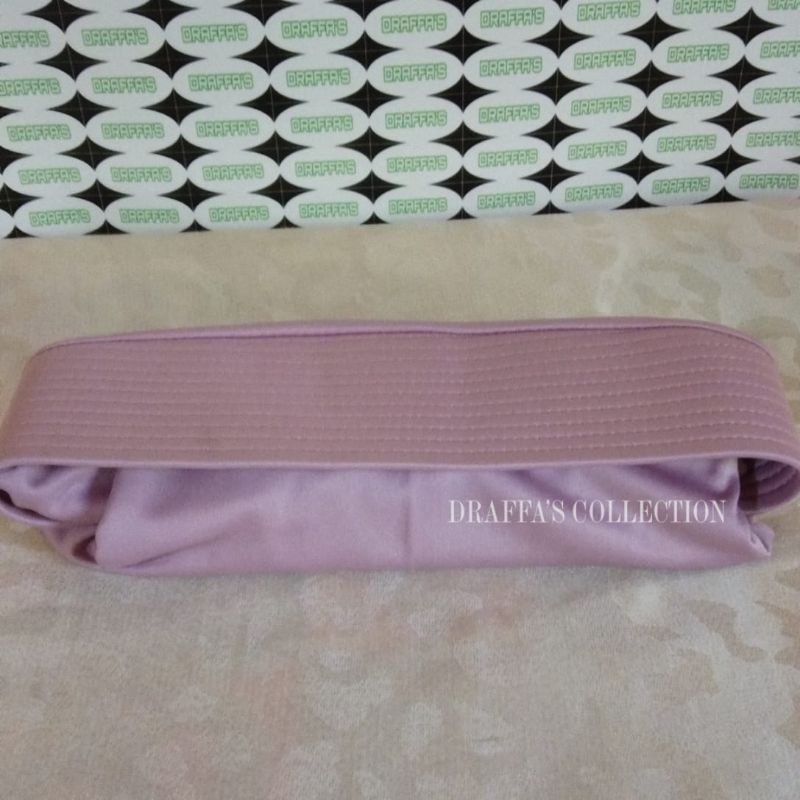 (ukuran M )Bergo oval polos /Daily Hijab/Kerudung sekolah/Jilbab lnstan/Bergo ASRI.-Peach Pucat (M)