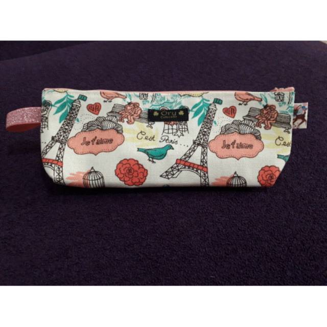 

Kotak pensil Ory Collection motif paris