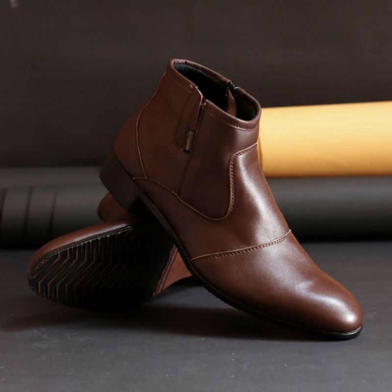 FOX - CEVANY FOOTWEAR | Sepatu Formal Pria Pantofel Kulit Resleting Tinggi Hak Zipper Kerja Kantor