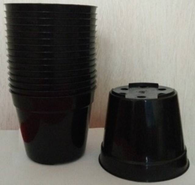 Pot bunga tanaman plastik HITAM 15cm (NKT) - POLOS HITAM