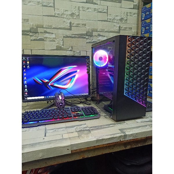 Pc gaming Core i5 Ram 8 gb Vga 2 gb  LED 19&quot;