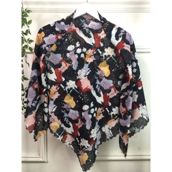 kerudung segi empat motif mischa original milyarda hijab