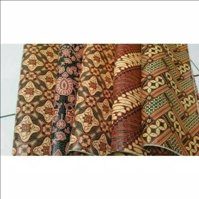 

KERTAS KADO KIKY BATIK ISI 50 LBR ( PAK ) ORIGINAL