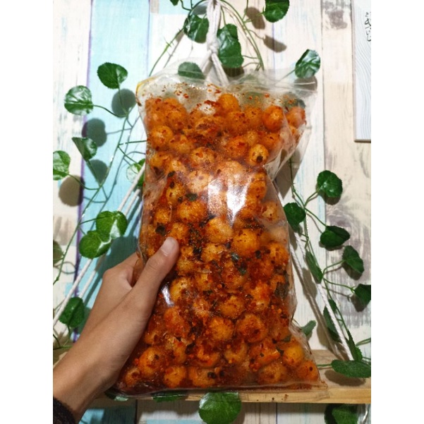 

cimooll klereeng virall!! bumbu rempah pedes daun jeruk gurih renyah!!! 1kg