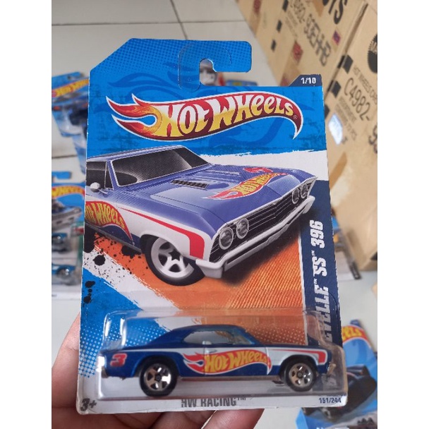 hotwheels 67 CHEVELLE SS 396 HW RACING