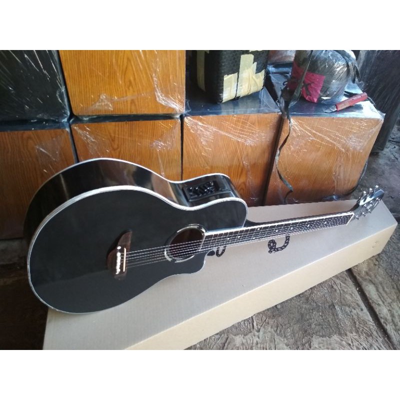 gitar akustik elektrik  yamaha  apx 500ii custom