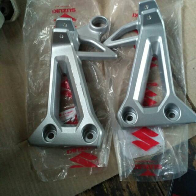 Footstep belakang Suzuki shooter