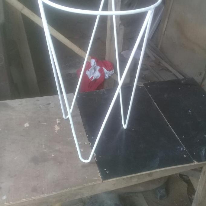 kaki pot besi ukuran pot 35 cm