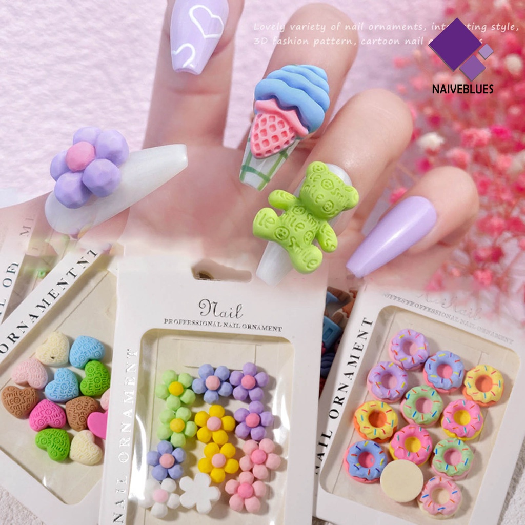 Naiveblue &gt; 12Pcs / Set Hiasan Kuku Motif Kartun Beruang / Bunga Bahan Resin Untuk Nail Art / Manicure DIY