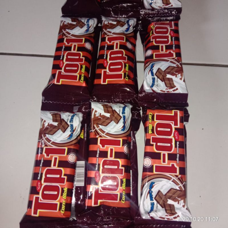 snack Top-1 berhadiah isi 20pcs