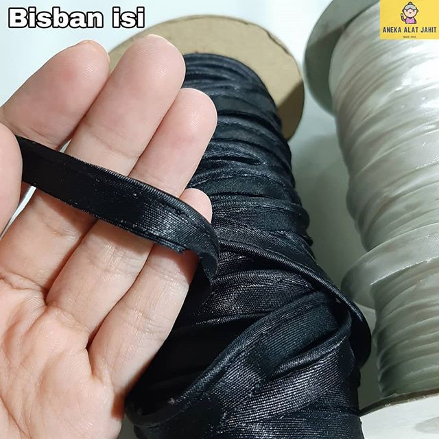 Bisban Isi/Lis Baju Putih & Hitam (Meteran)
