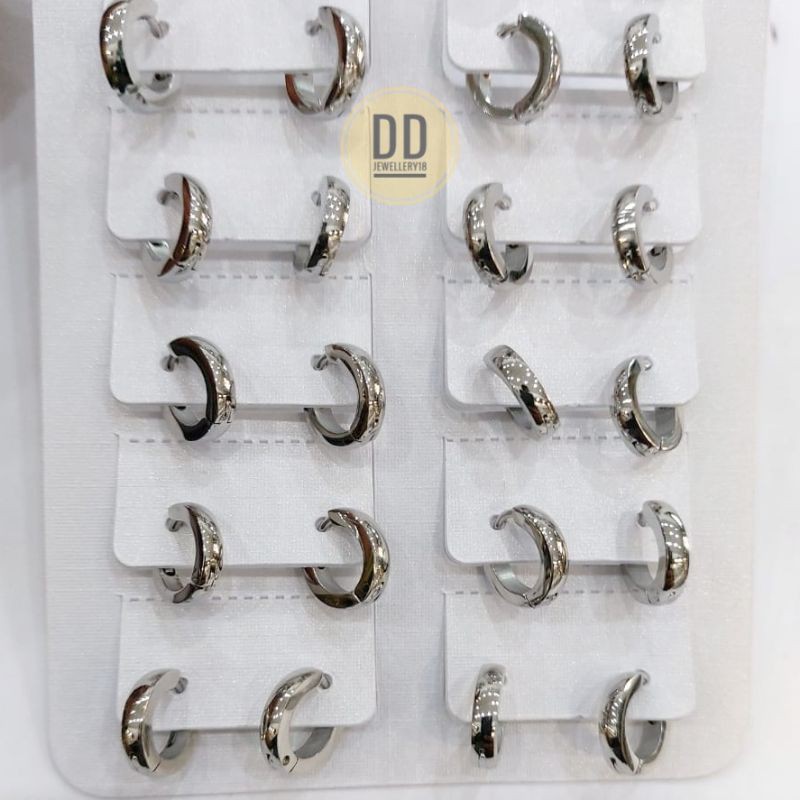 Anting Titanium Bulat  Polos Tidak Luntur