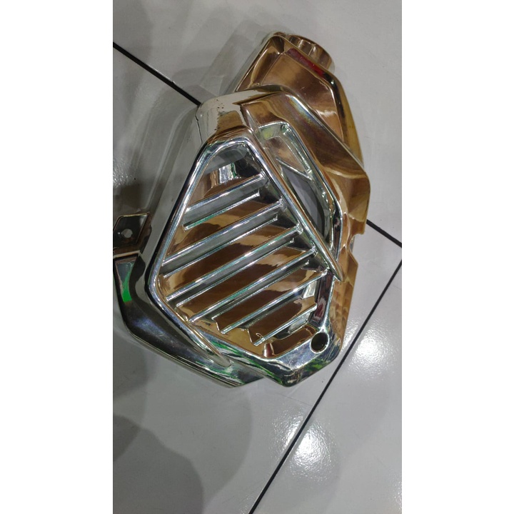 TUTUP RADIATOR VARIO 125 CH