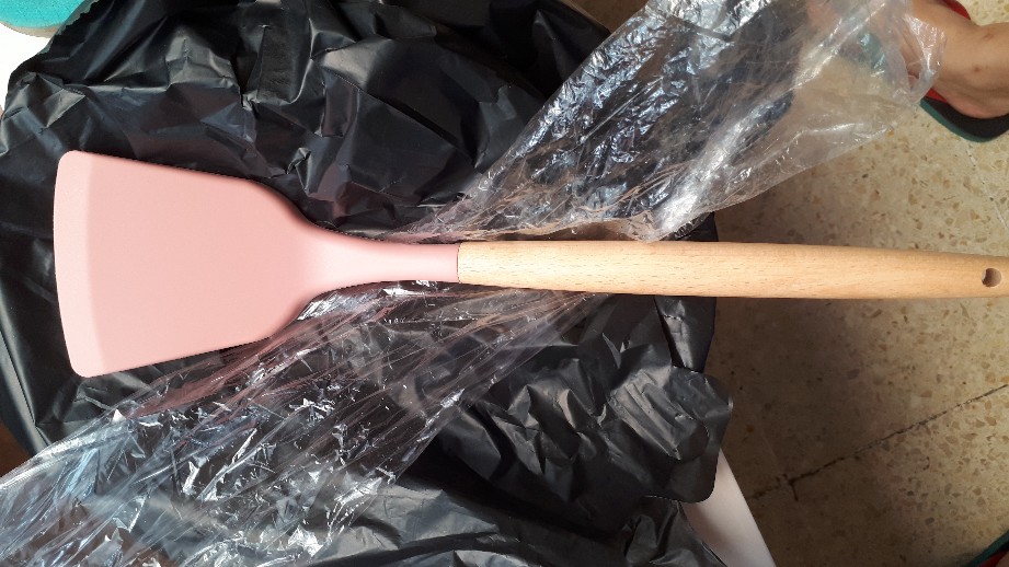 Spatula Silikon Turner Full Silicone Gagang Kayu Anti Lengket Non Stick Spatula Sodet Sutil Silikon