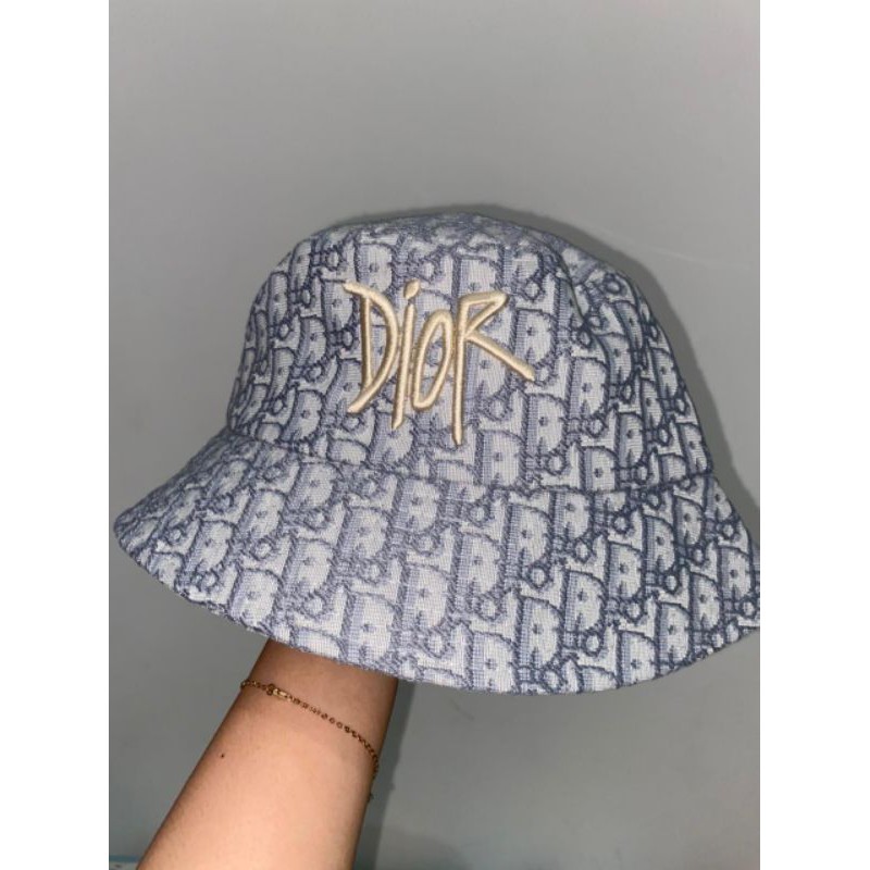 dior bucket hat
