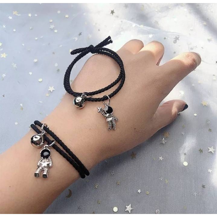 Gelang Couple Astronot Isi 2Pcs Pasangan Sahabat Pacar Pria &amp; Wanita GLG12