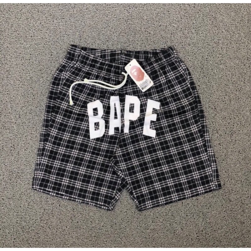 celana pendek bape