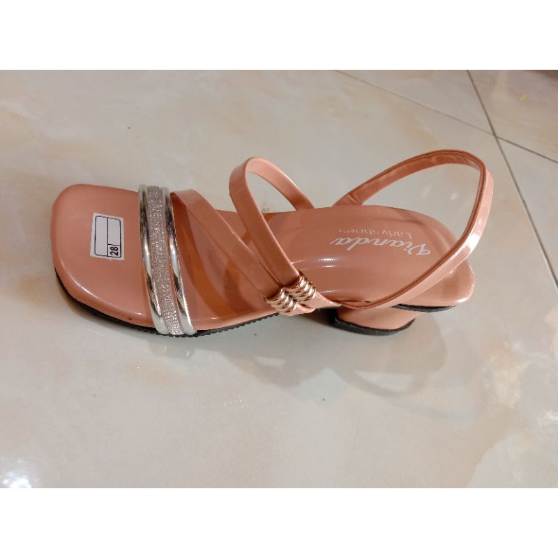 Sepatu Anak Perempuan Heels Tapak Tahu Ringan Empuk