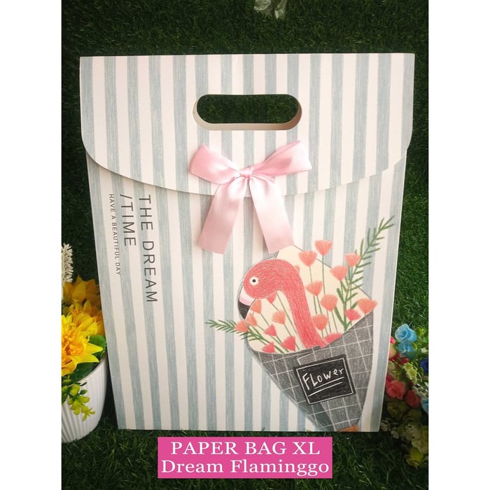 

Paper Bag Motif/Tas Kertas Kado/Tas Ulang Tahun-XL Dream