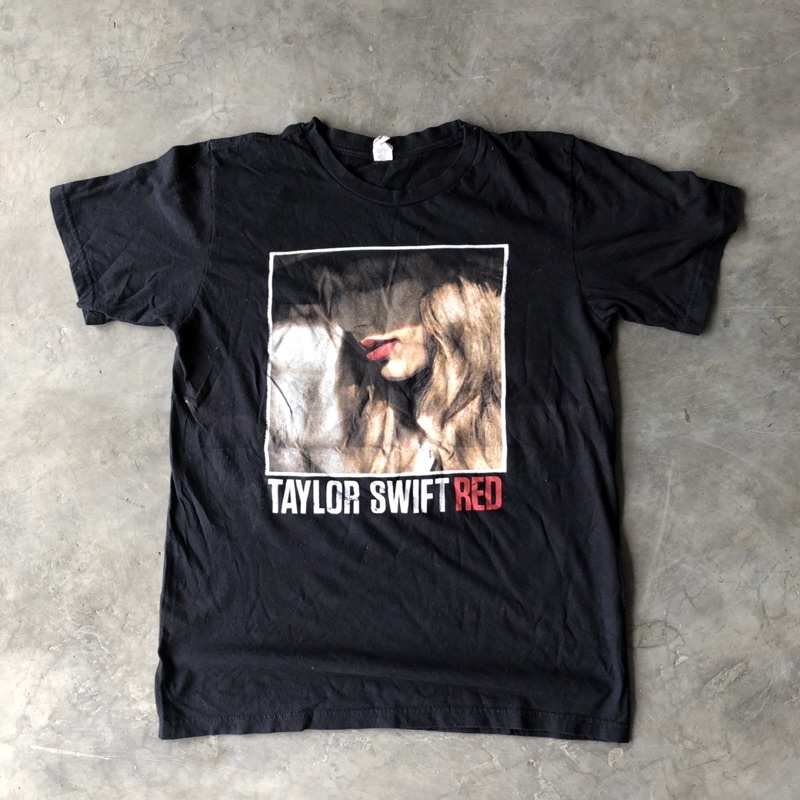 Tshirt Red Tour 2013 Tag Anvil