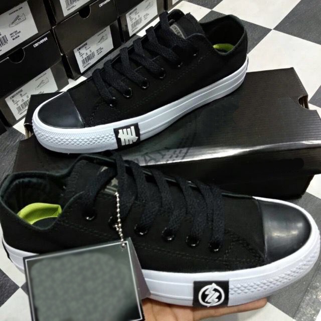 ( READY ) SEPATU CONVERS PETIR PENDEK x UNDEFEATED LOW | IMPORT VIETNAM I SEPATU PRIA DAN WANITA I SEPATU CASUAL