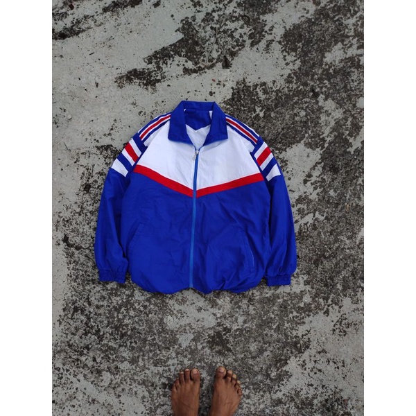 JAKET THRIFT ADIDAS WINDBREAKER