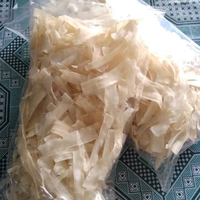 

Manggleng singkong mentah/kerecek singkong 400gr/camilan kiloan