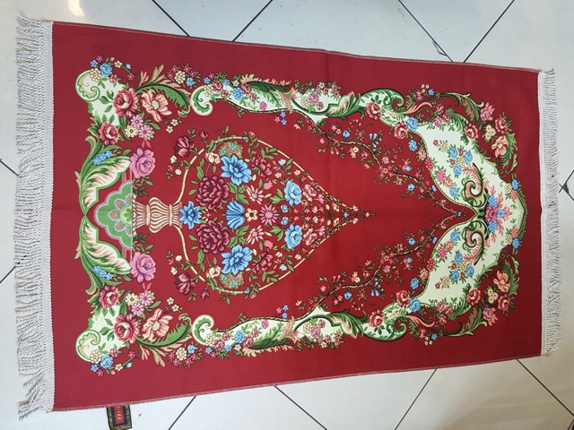 Sajadah iran motif kembang