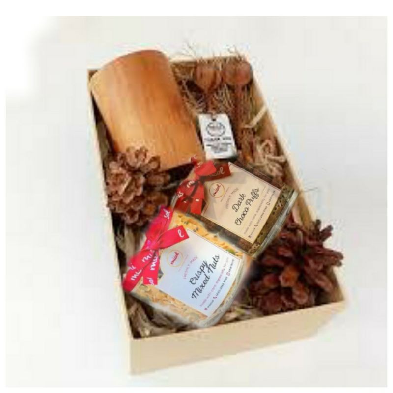 

paket lebaran Hampers Kayu kue kering