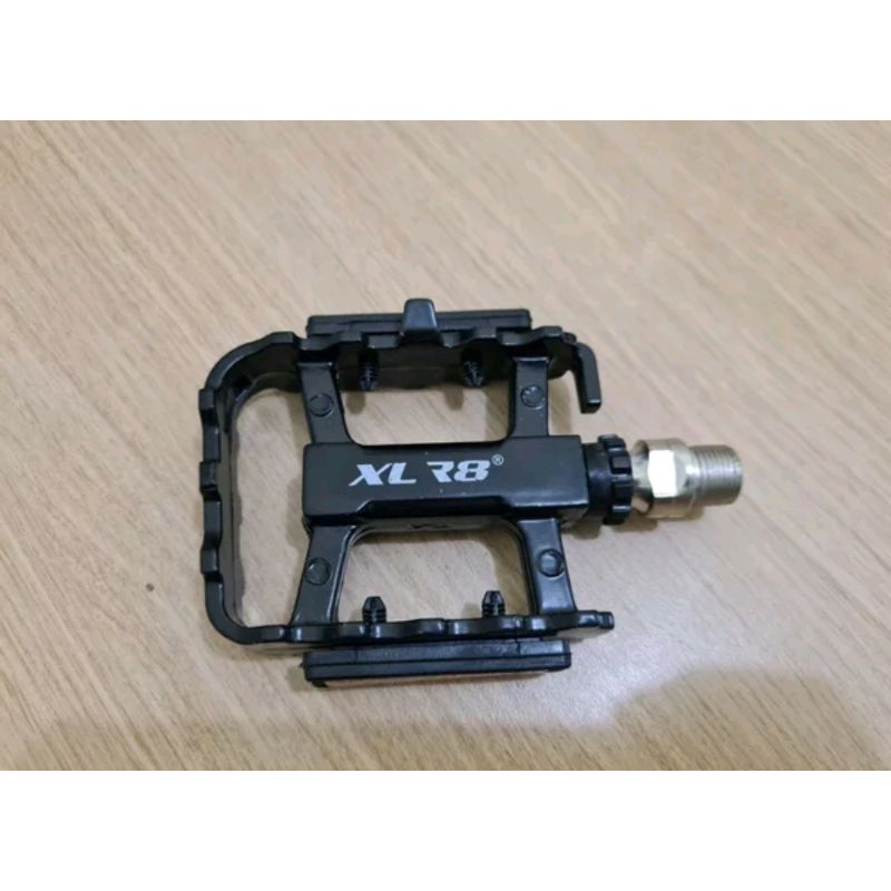 Pedal Sepeda Xlr8 Taiwan Bearing Black Bearings Pedals bisa sepeda lipat mtb roadbike minion seli bkn wellgo exustar litepro