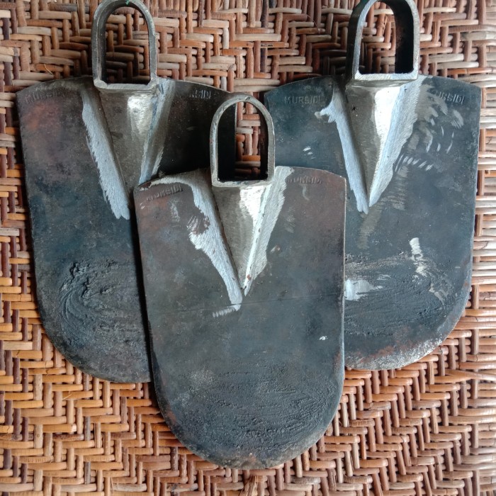 CANGKUL BAJA ASLI JAWA - CANGKUL TANAH ANTI LENGKET - TERMURAH