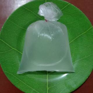 

air kelapa perbungkus