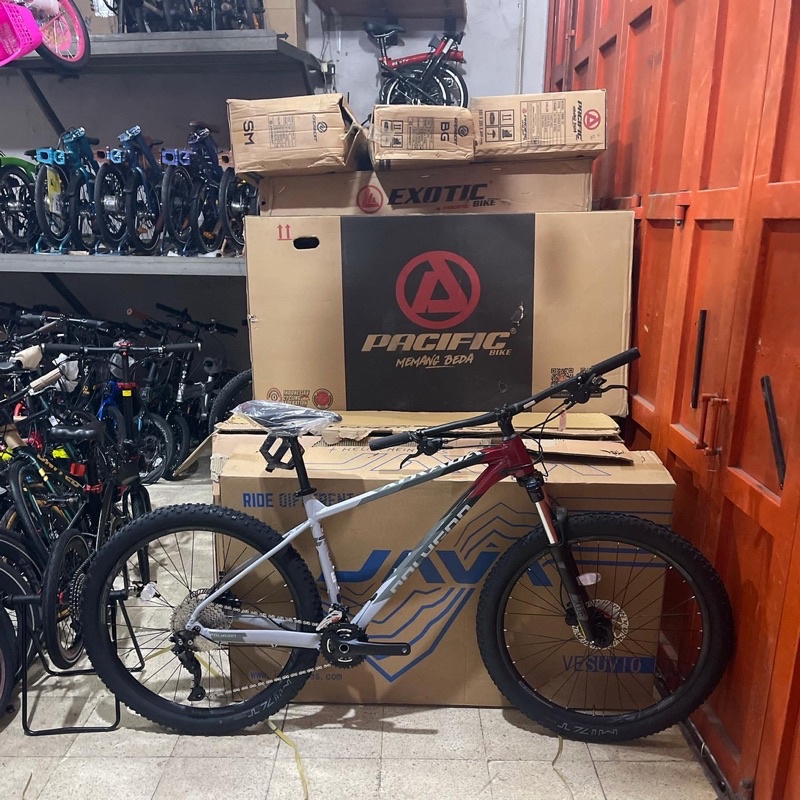 27.5” polygon xtrada 5 2022 2x10Sp Deore M4100