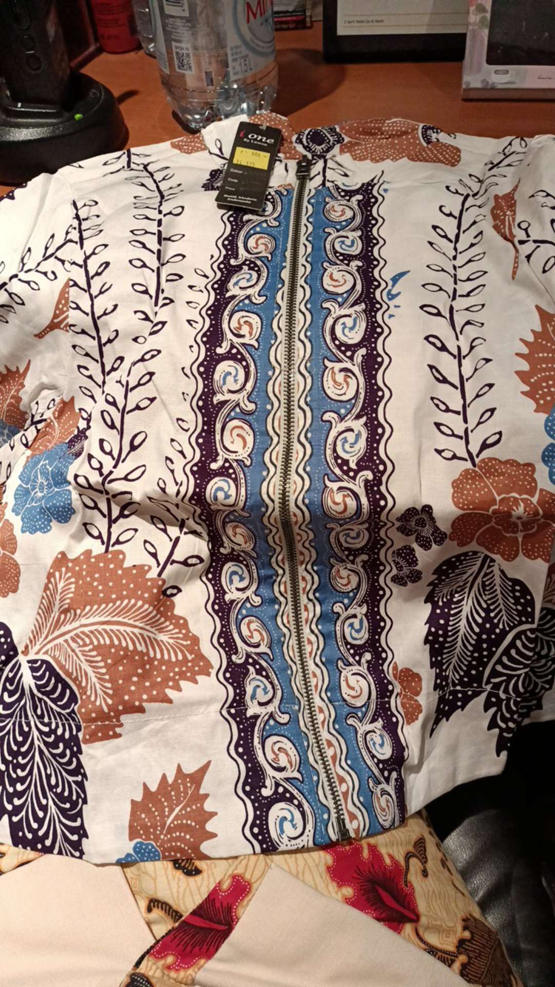 Outer Batik Wanita Ara 135