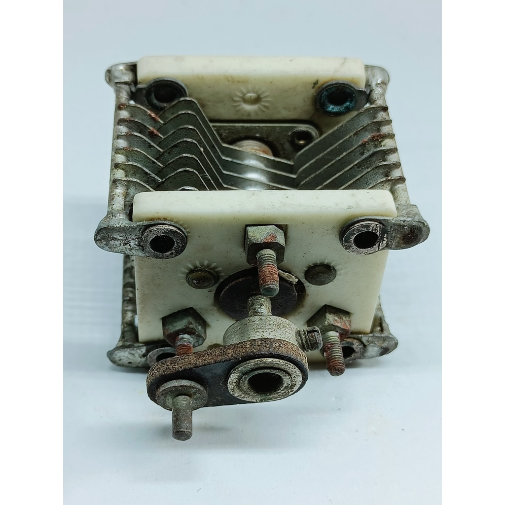 VARCO BESI RENGGANG 100PF